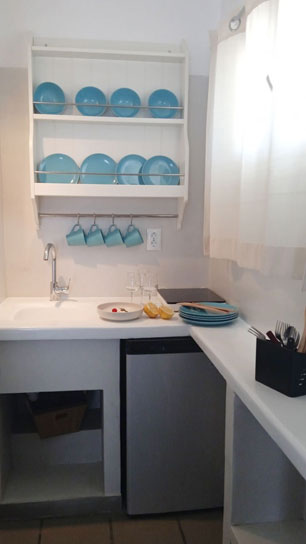 Δίκλινο στούντιο Ήλιος με μεταλλικό κρεβάτι