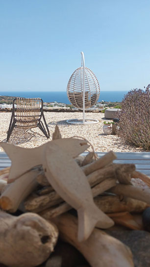 Βεράντα με θέα στη θαλασσα